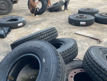 Lốp xe dự phòng